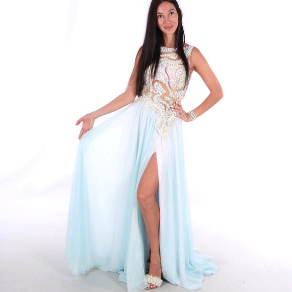 Mac Duggal dress - Picture 2 of 7